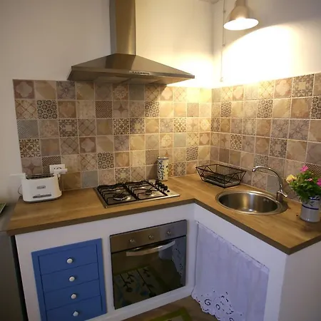 Dentrortigia Apartment