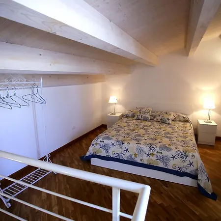 Dentrortigia Apartment *